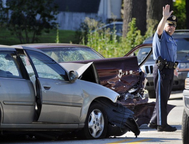 Immagini di un incidente stradale Un incidente stradale